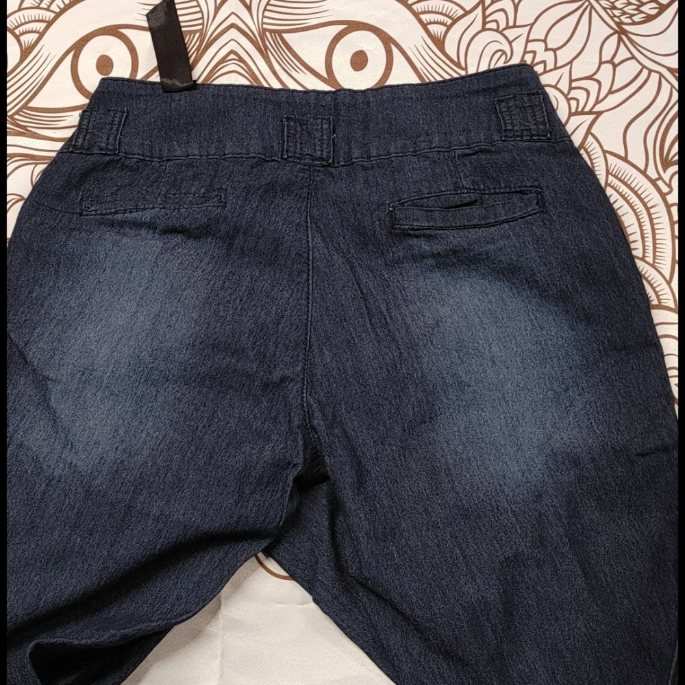 Joggers - Picture 3 of 3
